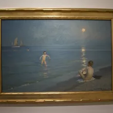 Dipinto di bambini nudi che fanno il bagno al chiaro di luna sul mare